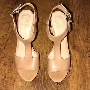 Heels like new, never worn. Size 9 1/2!!!